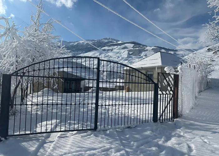 Shahdag S&R House